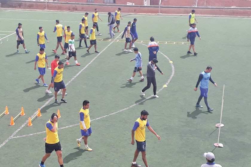 Ochoaizpur fortalece la definición del plantel lila el debut ante Guabirá