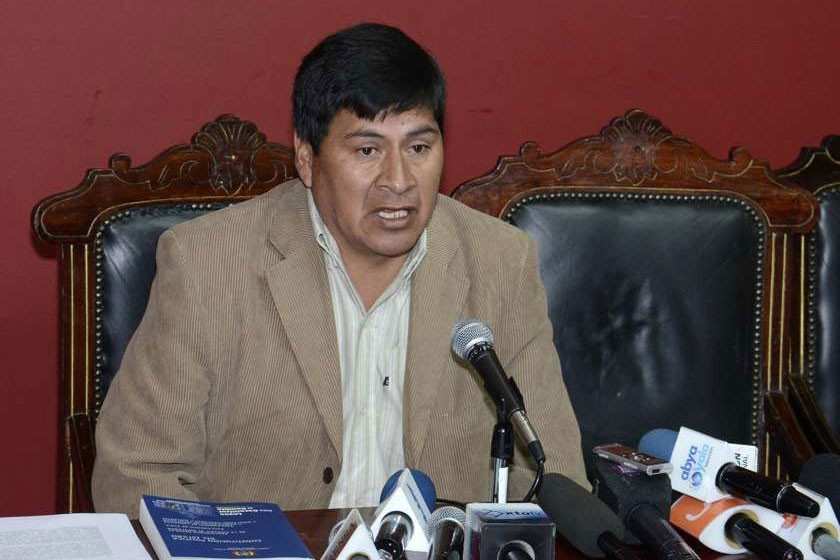 Dan tolerancia para asistir al encuentro del equipo lila