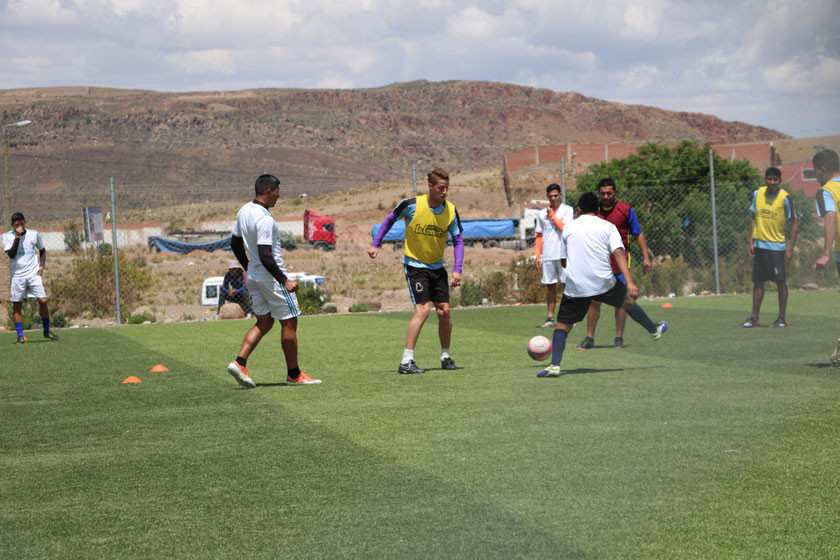 Lilas cumplen una faena dura de trabajo en la cancha de Cantumarca